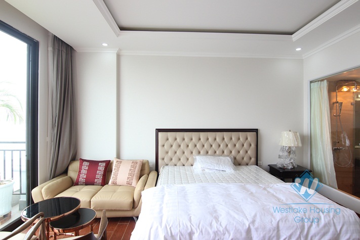 Lakeview studio apartment for rent in Tay Ho, Hanoi